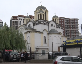 ODJEKIVALI PUCNJI TOKOM SUKOBA U UROŠEVCU: Jedna osoba povređena, dve uhapšene