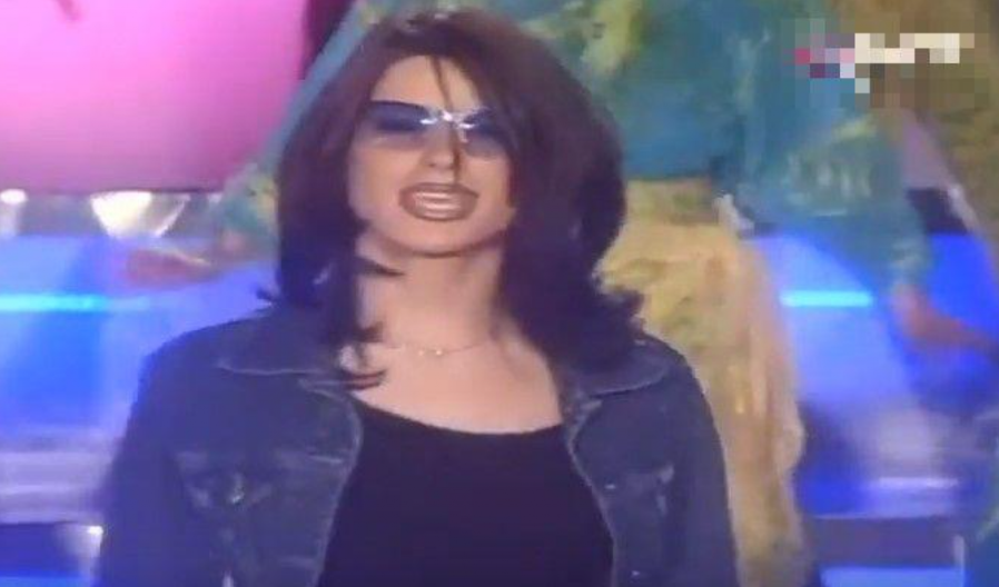 BILA JE ZVEZDA 90-IH, A SADA RADI U POŠTI Danas je ne biste prepoznali, drastično je promenila izgled (FOTO)