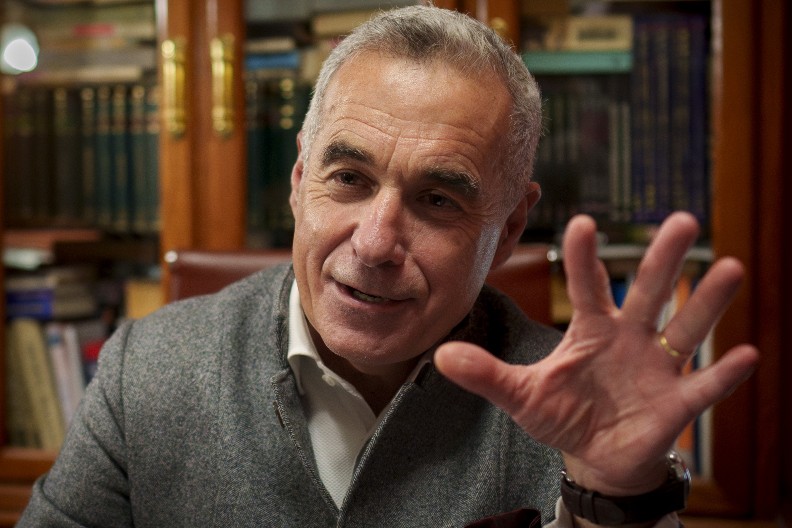 "PRVOG DANA MANDATA CELA SOROŠEVA MREŽA ĆE BITI ZABRANJENA! Đorđesku rešio da se obračuna: "Oni znaju ko su, mi njih već poznajemo"