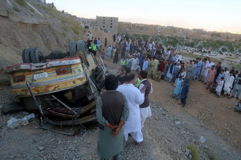 POKOLJ U AUTOBUSU Naoružani ljudi ubili sedam putnika
