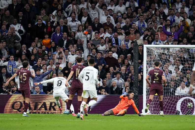 MBAPE SE PITA ZA SVE U MADRIDU Het-trik Francuza za eliminaciju Sitija, PSV izbacio Juventus, PSŽ brojao do sedam