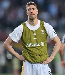 SADA JE SVE JASNO Juventus odredio cenu za Dušana Vlahovića, Srbin odlazi na leto