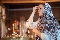 5 KATEGORIJA LJUDI KOJE TREBATE IZBEGAVATI KADA KRSTITE DECU Ove osobe nikako ne smete uzimati za kumove