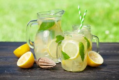 "TRI MESECA PIJEM VODU SA LIMUNOM I MEDOM" Aleksandra poslušala doktora – rezultati su iznenađujući