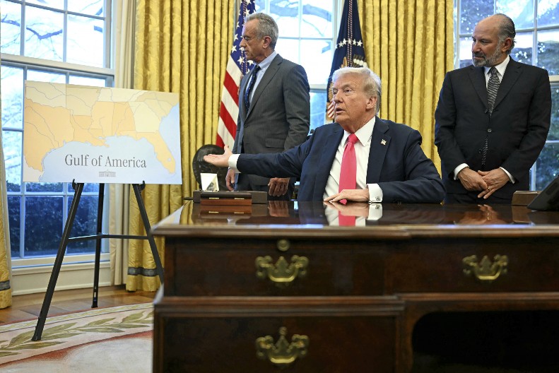 KAKAV JE OVO BAG? Kažeš "rasista", pojavi se Tramp