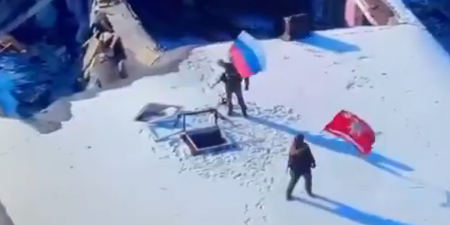 POVLAČENJE UKRAJINACA NA POMOLU Putin rešio da ih istera pre mirovnog sporazuma (VIDEO)