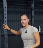 „OVO ŠTO VIDITE JE STVARNOST“ Žena koja radi kao fitnes trener pokazala kako zaista izgleda njeno telo