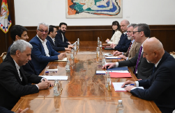 Vučić sa ministrom Hašemijem „Iran potvrdio učešće na Ekspo 2027. u Beogradu“