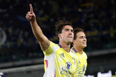 TRESE SE ITALIJA Vlahović ide u redove najvećeg rivala Juventusa?