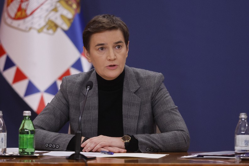 BRNABIĆ: Niko, nikada ne sme da nasrne na prosvetnog radnika