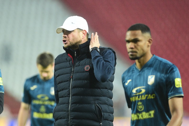 VOJVODINA TRAŽI NOVOG TRENERA Nenad Lalatović napušta Novi Sad