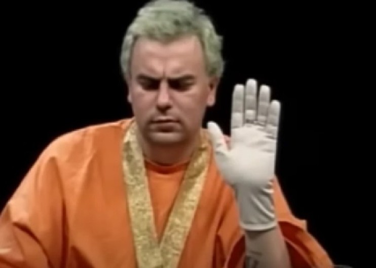 MILANA TAROTA DANAS NIKO NE BI PREPOZNAO! Izvodi rituale, oženio deset godinu mlađu, a evo kako danas izgleda (FOTO)