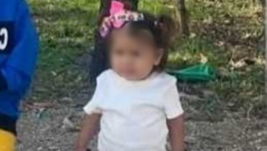 DEVOJČICA SA UBA PREVEZENA U VALJEVSKU BOLNICU NA PREGLEDE Sa njom u pratnji njeni roditelji