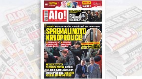 SPREMALI NOVO KRVOPROLIĆE! Opozicionari u Skupštinu grada došli s noževima i dimnim bombama