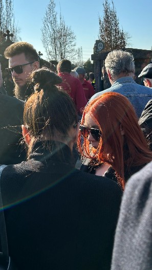 "VIDIM DA MI NEKI ČESTITAJU..." Šok oglašavanje ćerke Saše Popovića nakon sahrane!