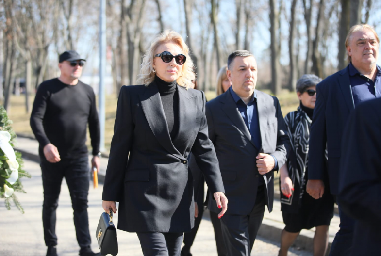 LEPA BRENA PRE KONCERTA U LJUBLJANI DONELA KONAČNU ODLUKU Tiče se njene karijere, javnost treba da zna!