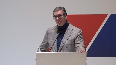 ŠOLAKOVI TERORISTI ŽELE DA UGASE PROFIL PREDSEDNIKA VUČIĆA NA INSTAGRAMU: Ujedinjeni u svojoj propagandi (FOTO)