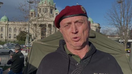 "OVDE SMO OD DANAS, PA DOKLE TREBA!" Veteran Crvenih beretki za "Alo!": Manipulisali su s decom i studentima (VIDEO)