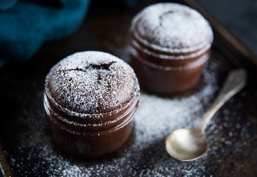 ČOKOLADNI KOLAČ IZ ČAŠE Gotov za minut, a ukusan kao da ste se trudili satima