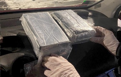 ZAPLENJENO POLA KILE HEROINA U VRANJU Osumnjičeni (65) iz Bujanovca imao štek pored porodične kuće