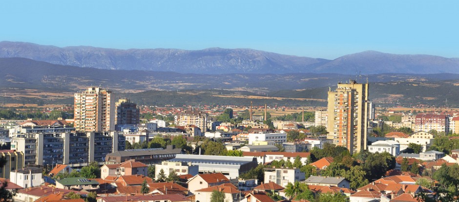 SILVANA PRODAJE KUĆU PORED LESKOVCA HITNO I ISPOD CENE Ima dva sprata, a i država pomaže