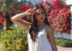 PRUCURIO SNIMAK ANJE BLA IZ KUPATILA! Kadrovi se munjevito šire društvenim mrežama, nastao haos (VIDEO)