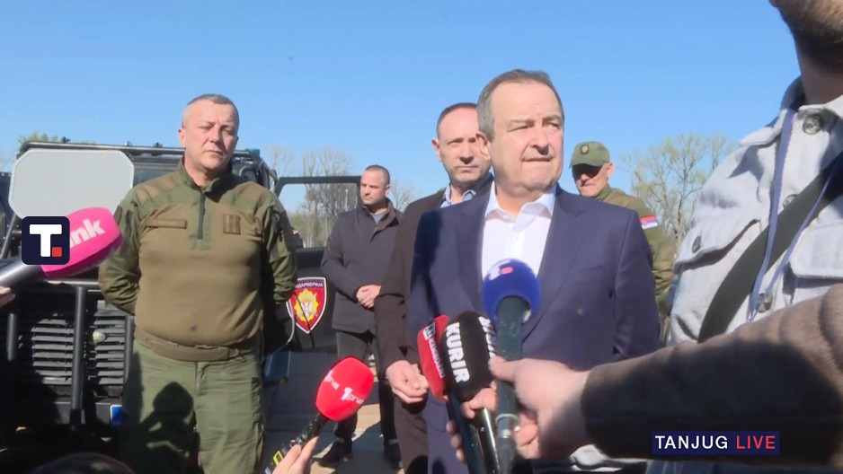 KLJUČNI DOKAZ KOJI RUŠI SVE LAŽI I MANIPULACIJE Dačić: Na skupu u Beogradu nije upotrebljen tzv. zvučni top