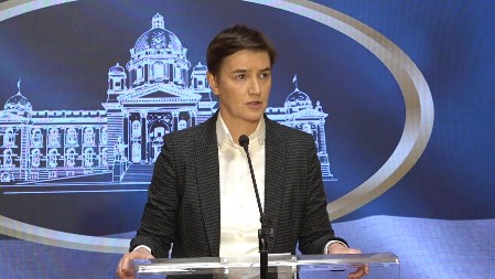 KRENULI KAO "PRAVEDNICI", ZAVRŠILI KAO FAŠISTI Brnabić: "Večeras su nasiljem sprečili nekog da priča"