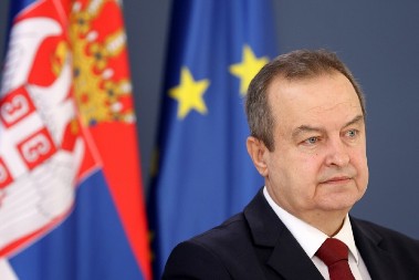 KONSTANTNO SMO IZLOŽENI MANIPULACIJAMA! Ministar policije: Prvo lažu o zvučnom topu, a sad i dezinformacijama za fotografiju poslatu majci Stefana Hrke