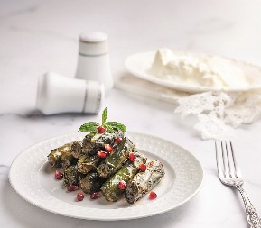 BRZ I UKUSAN, PRAVI PROLEĆNI RUČAK Posne sarmice od mladog zelja