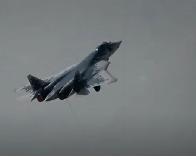 RUSKI AVION SE SRUŠIO TOKOM LETA Katapultiranje spasilo pilota