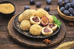 KNEDLE SA ŠLJIVAMA IZ BAKINE KUHINJE Slatkiš jednostavne pripreme koji budi nostalgiju