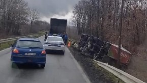 UHAPŠEN BAHATI KAMIONDŽIJA IZ SRBOBRANA: Zgazio čoveka (49) pre pet dana, pa pobegao!