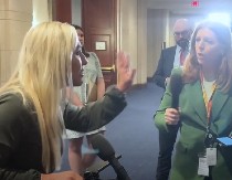 AMERIČKA KONGRESMENKA ŠOKIRALA BRITANSKU NOVINARKU "Vratite se u svoju zemlju"