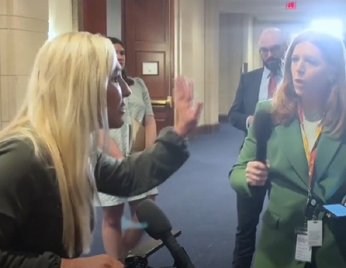 AMERIČKA KONGRESMENKA ŠOKIRALA BRITANSKU NOVINARKU "Vratite se u svoju zemlju"