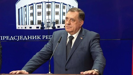 OGLASIO SE DODIK NAKON RASPISIVANJA INTERPOLOVE POTERNICE ZA NJIM
