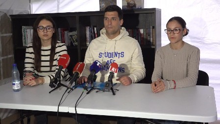 KRIVIČNA PRIJAVA PROTIV ŽAKLINE STOJANOVIĆ: Studenti koji žele da uče obratili se javnosti: "Šta smo mi, studenti drugog reda?"