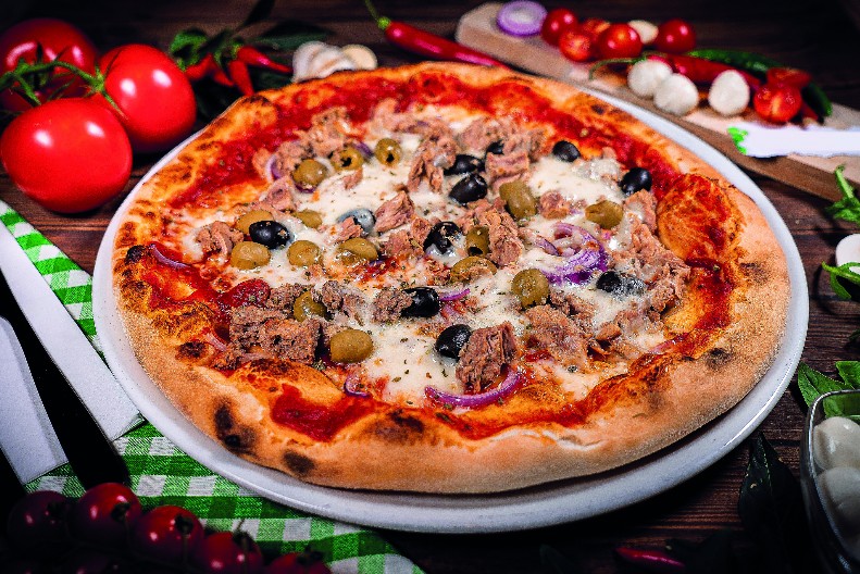 POSNA PICA SA TUNJEVINOM Slasna i sočna, idealna za lepo veče sa prijateljima