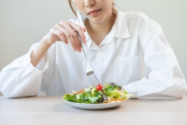 KILOGRAMI NIKAKO DA SE ODLEPE Nutricionista kaže da svi pravimo jednu ozbiljnu grešku, zbog nje dijeta ne radi