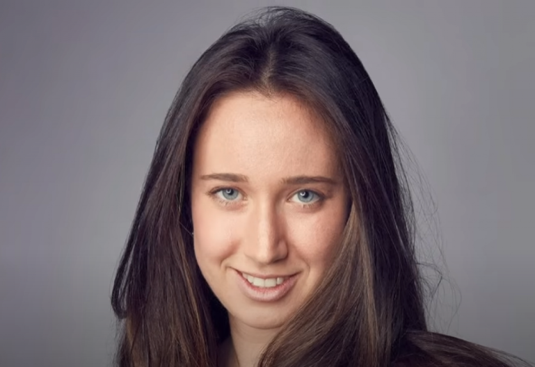 Prevarila je najjaču banku na svetu za 175 miliona dolara – sad neće nanogicu, jer mora na pilates!