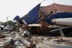 SRUŠEN VRTIĆ TOKOM ZEMLJOTRESA U MJANMARU 12 dece i vaspitačica poginuli u ruševinama! (VIDEO)