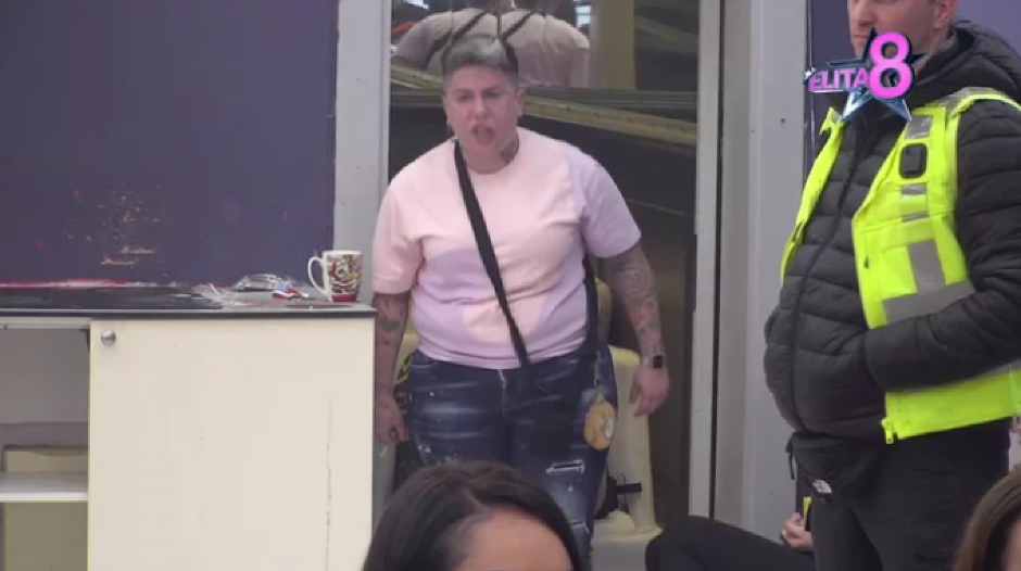 "GURNUO JE OCA, A NJOJ SLOMIO VILICU" Monstruozni detalji iz porodičnog doma javno otkriveni, Matora doživela nervni slom!