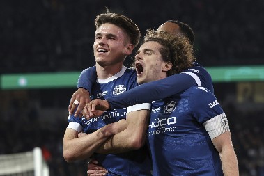 NESTVARNA SENZACIJA U NEMAČKOJ Šampionski Bajer eliminisan iz Kupa od trećeligaša