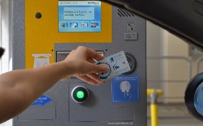 AKO VAM STIGNE OVA PORUKA, AUTOMOBIL VAM JE PREMEŠTEN JKP "Parking servis" izdao obaveštenje za Beograđane, imate rok do 22 sata