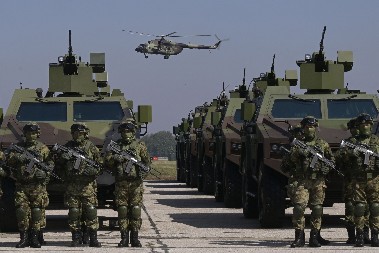 "IDEMO SVI DA SRUŠIMO PUTINA!" Oni imaju veću vojsku od Francuza, Nemaca, Britanaca i Italijana ZAJEDNO