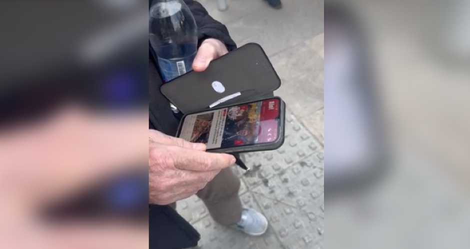 NA SVENARODNOM SABORU ČITA SE SAMO ALO! Građanin pokazao kome najviše veruje (VIDEO)