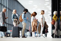 ISTORIJSKA PROMENA JE U TOKU Avio-kompanije ukidaju najdosadniju obavezu na aerodromu