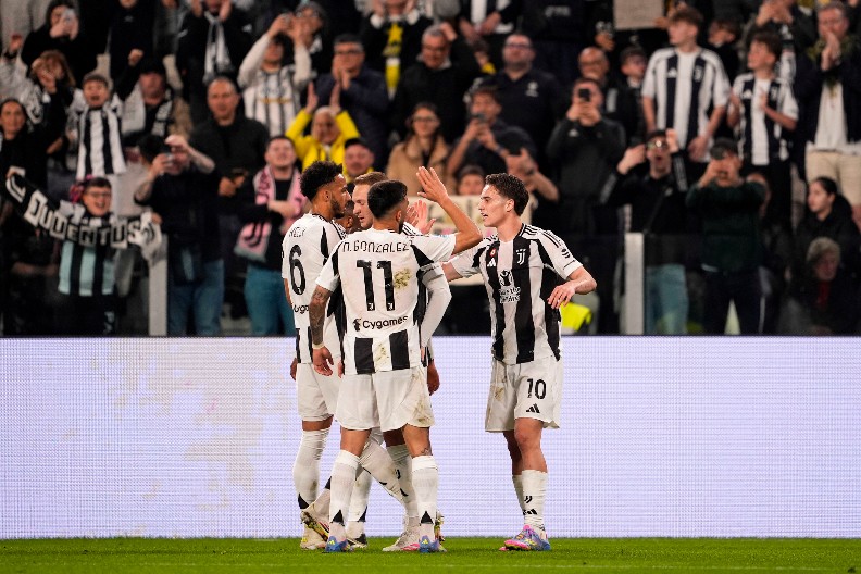 HRVAT PRONAŠAO "ŽICU" SRBINU Vlahović namestio oba gola Juventusa, "stara dama" nastavlja borbu za Ligu šampiona