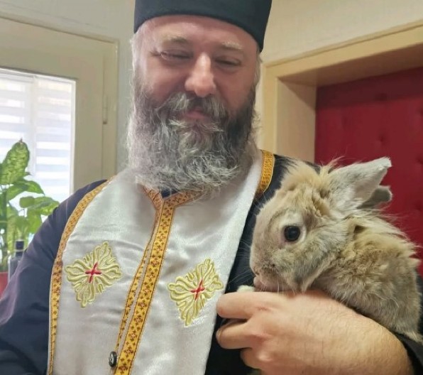 ZEC NEMA ŠTA DA TRAŽI ZA VASKRS Srpski sveštenik objasnio pravu istinu – i šokirao vernike