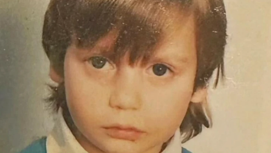 '' VIŠE BI VOLEO DA SAM SA TERORISTOM, NEGO SA HRVATOM'' Devojčica sa fotke je doživela nasilje od oca o kom je javno govorila